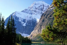 悟空体育：巴萨女足两回合10-2狼堡女足晋级欧冠四强，皮纳.